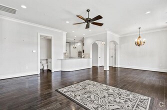 Building Photo - 6601 Mediterranean Dr