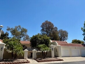 Building Photo - 4019 Calle Sonora Este