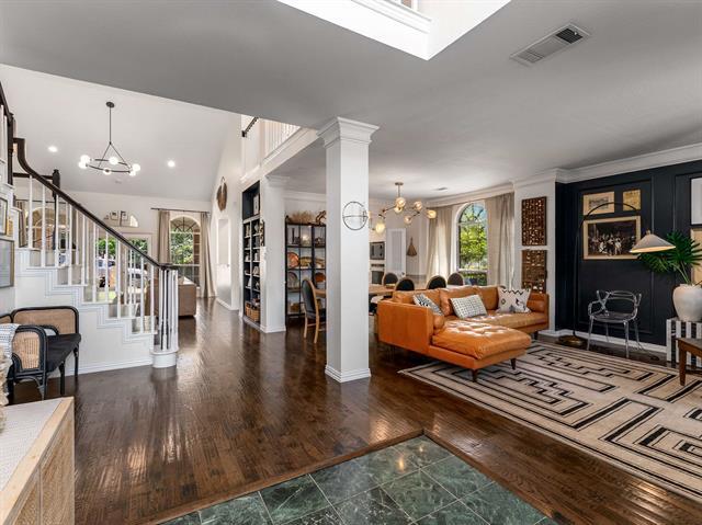 Foto del edificio - 672 Oakdale Dr