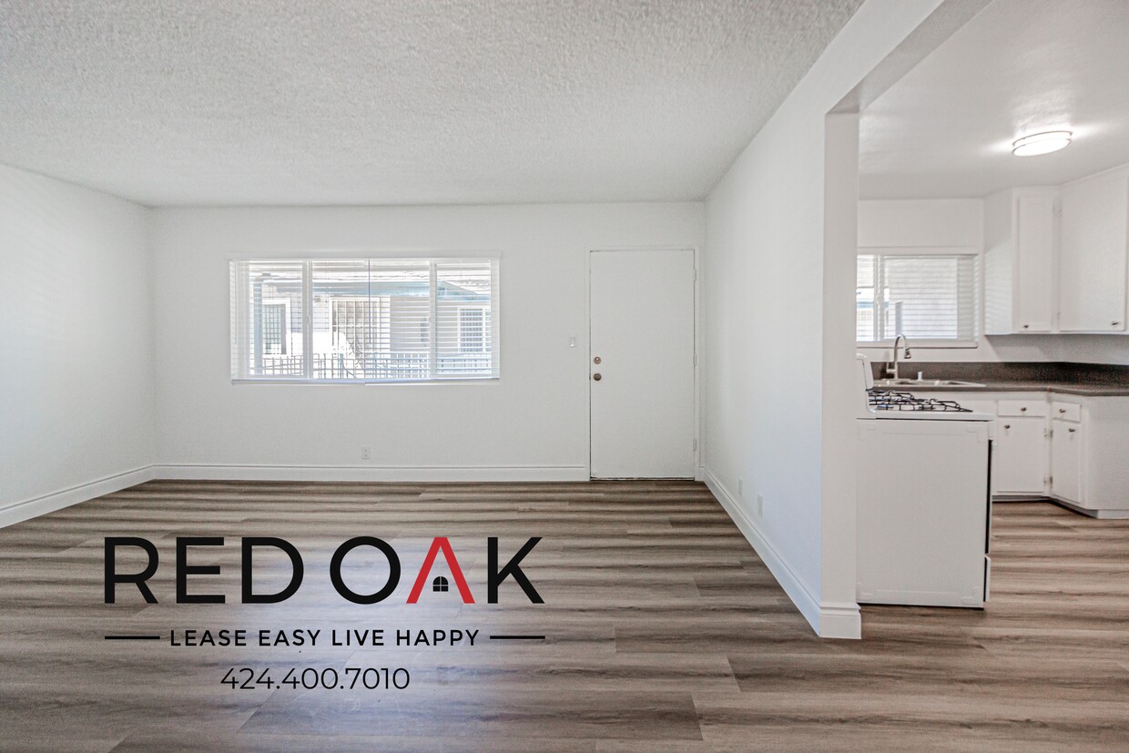 Foto principal - 21241 S Santa Fe Ave