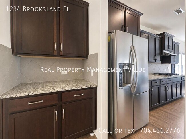 Foto del edificio - 1234 Brooksland Pl