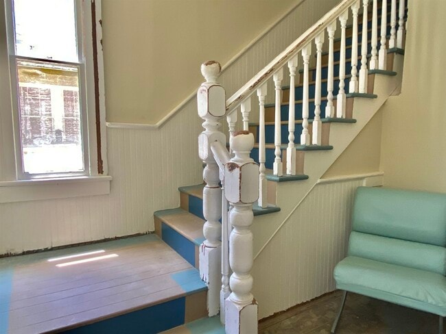 Building Photo - 8 Rohde Ave