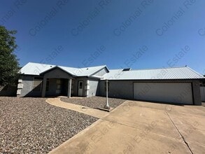 Building Photo - 124 Gail Jackson Ct