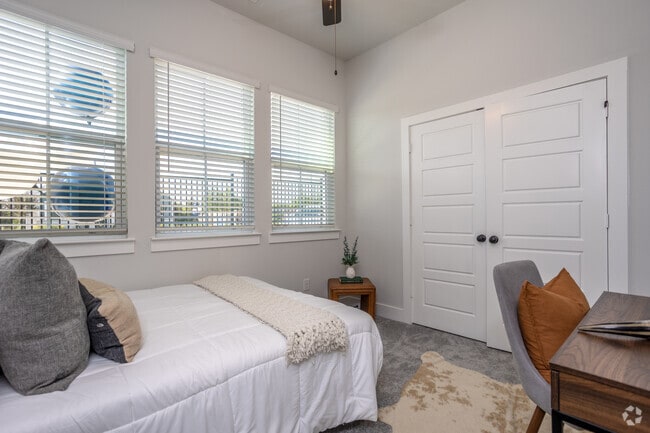 2BR, 2B - 1,114SF - Second Bedroom - Canopy Homes at Woodcreek