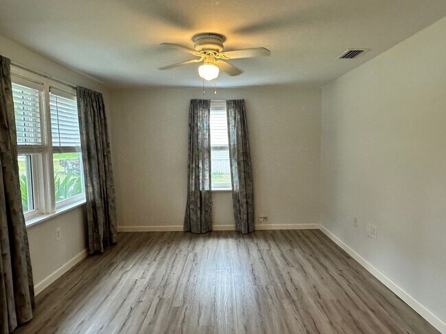 Foto del edificio - Beautiful Sunsets! Close to Historic District, Shopping & Beaches!