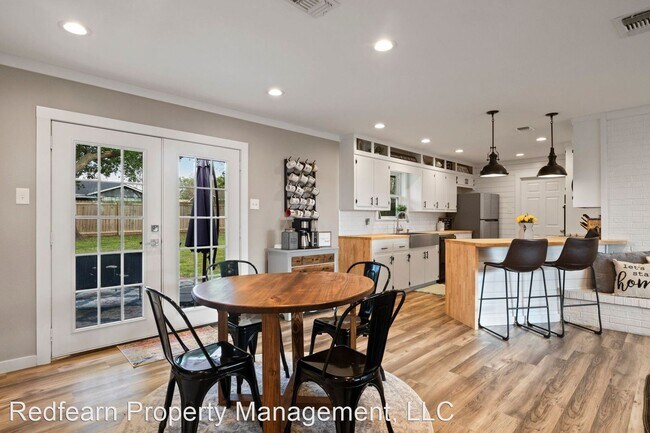 Foto del edificio - 3 br, 2 bath House - 211 Red Bird