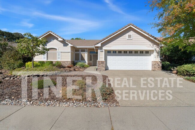 Building Photo - Stunning 55+ community Sun City Roseville ...