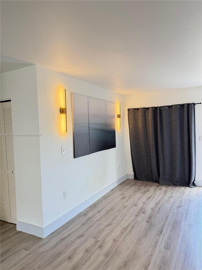 Foto del edificio - 15250 SW 80th St