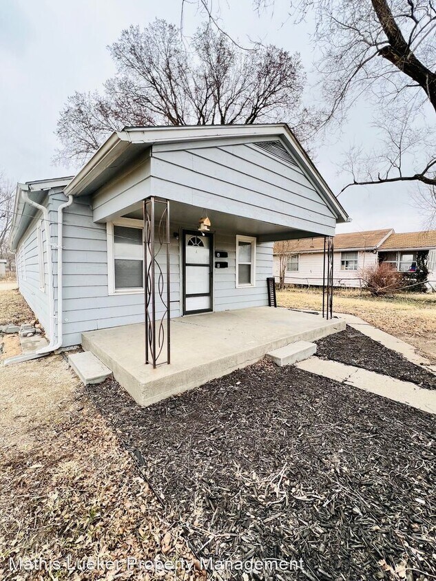 Primary Photo - 2 br, 1 bath House - 1523 N Jackson Apt A