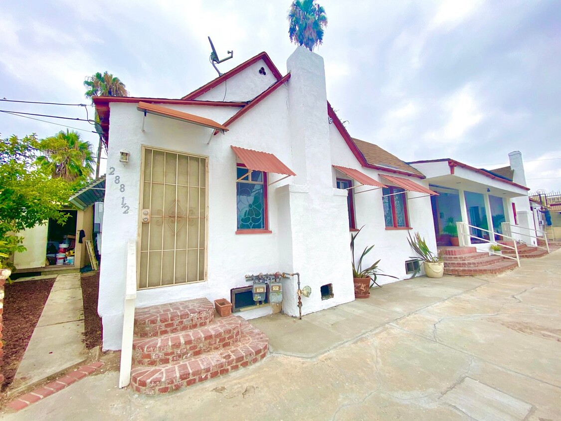 Foto principal - 288 S Coronado St