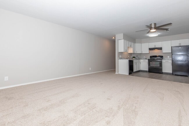 Living Room - Rolling Hills at Elm Creek