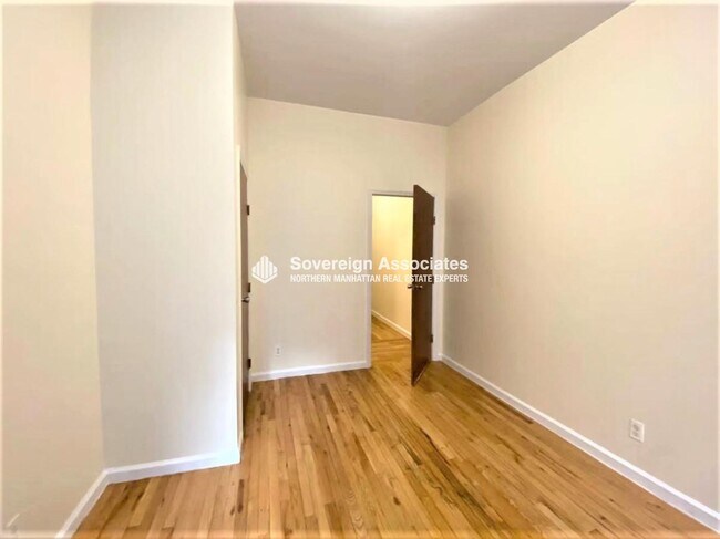 Foto del edificio - 515 W 111th St