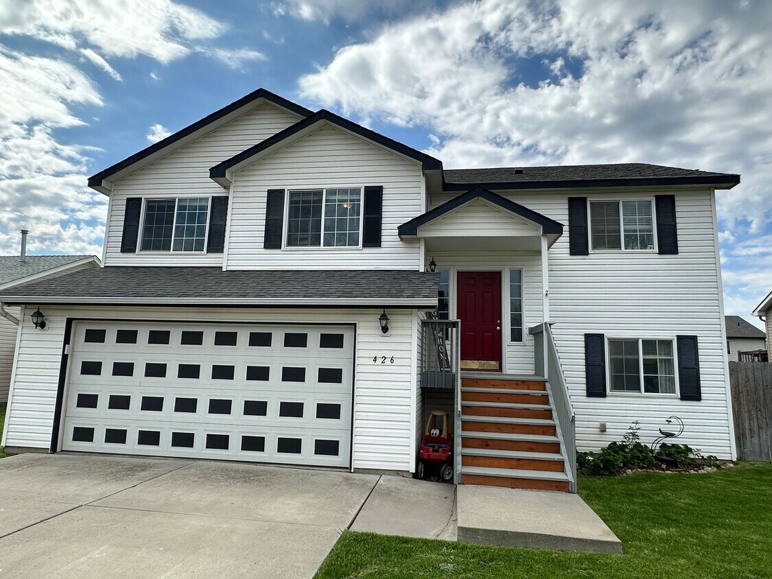 Foto principal - 4BR/3BA Medical Lake House!