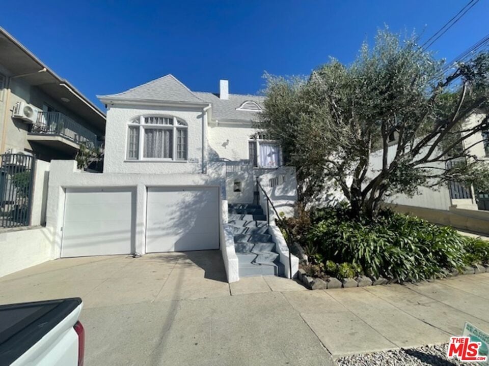 Primary Photo - 642 1/2 Maltman Ave