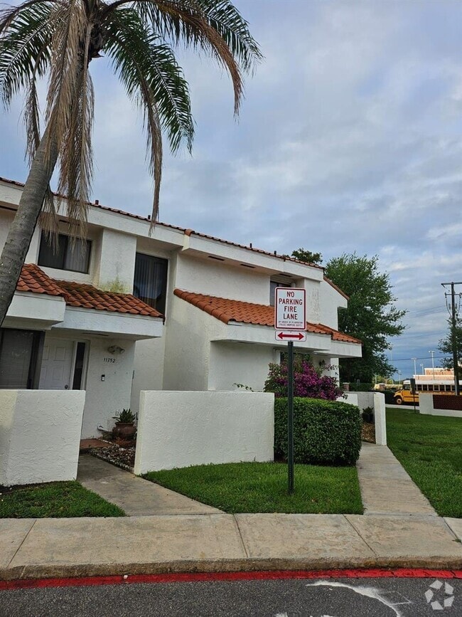Building Photo - 11752 Terra Bella Blvd