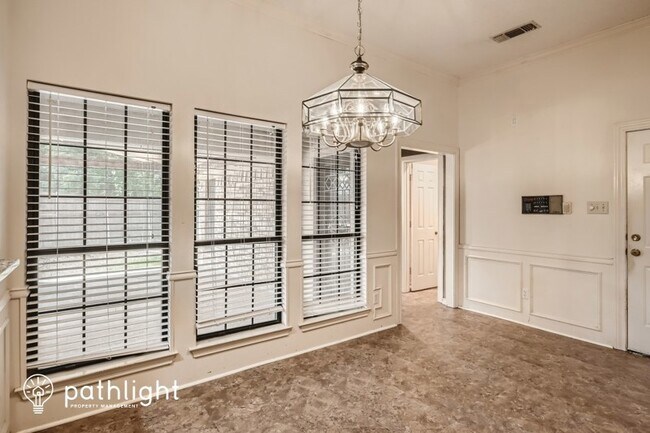 Foto del edificio - 830 Mill Creek Cir