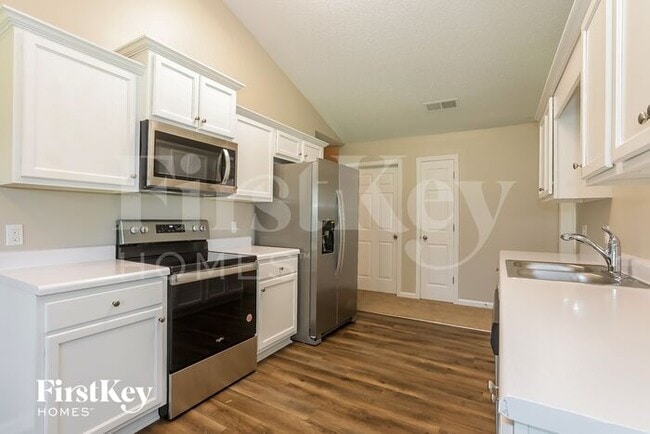 Building Photo - 1139 Otis Dr