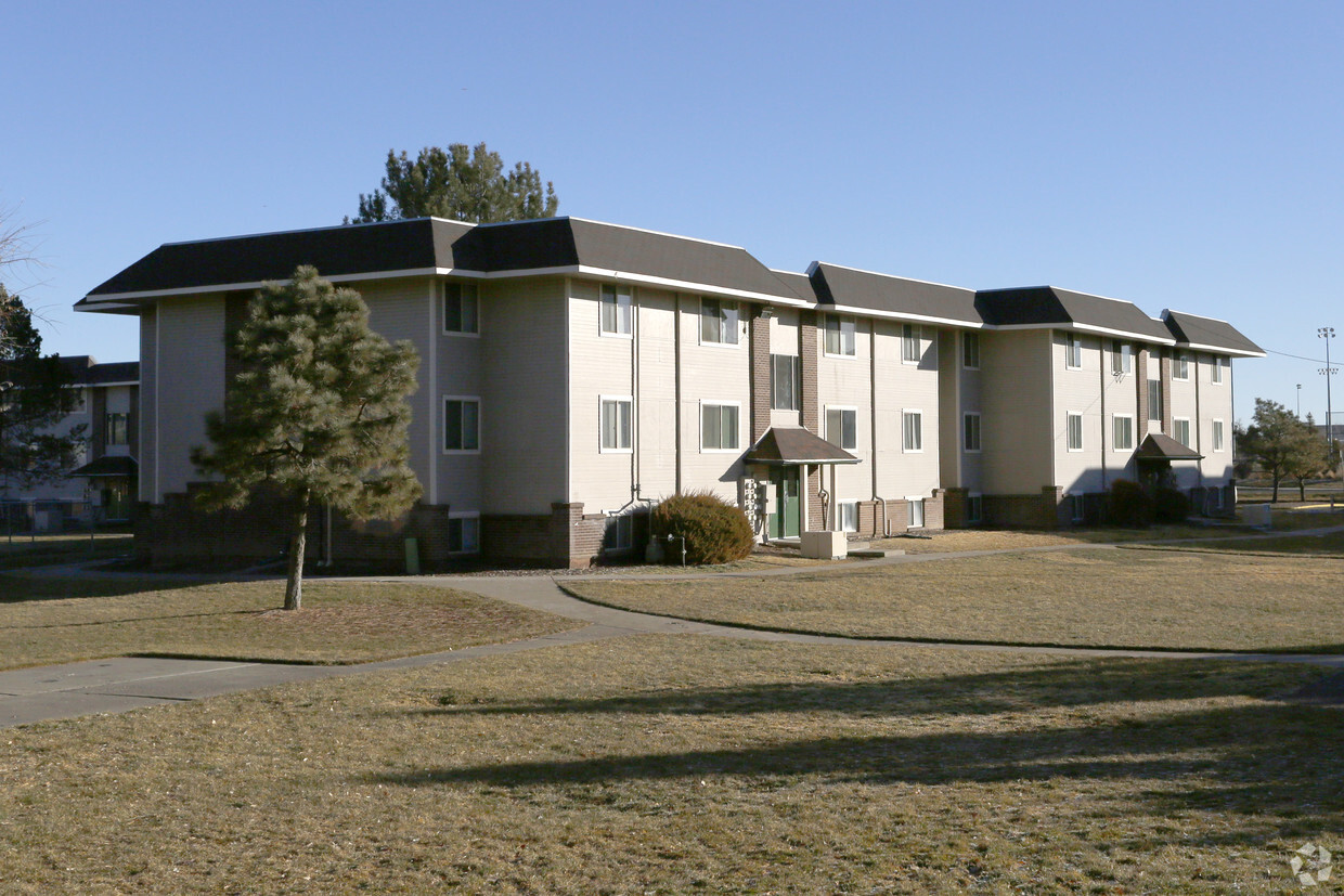 Holly Park - Holly Park Apartments