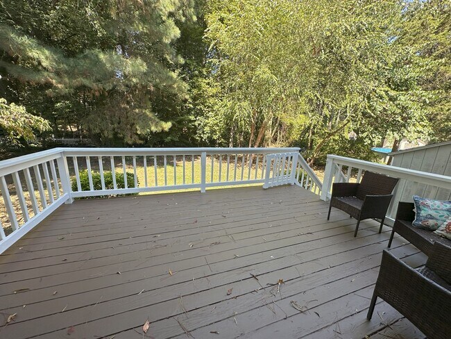Foto del edificio - 4 Bed 2.5 Bath 2 Car Garage Colonial Chesterfield/Deer Run Area