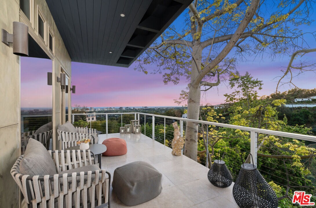 Foto principal - 1415 Summitridge Dr