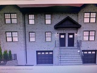 Primary Photo - 15 Barton Rd