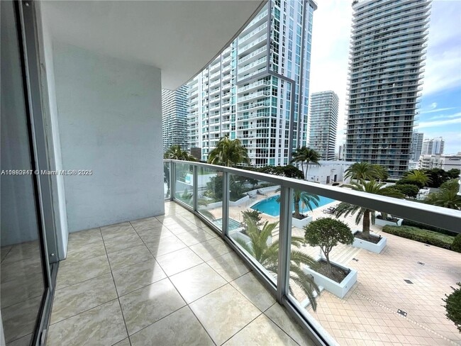 Foto del edificio - 1060 Brickell Ave
