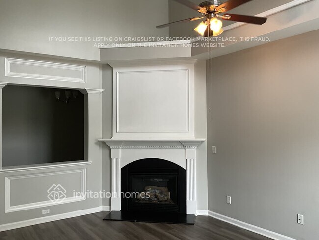 Building Photo - 1900 Red Quartz Dr