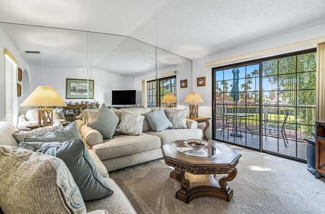 Building Photo - Stylish Palm Springs Condo with Private Po...