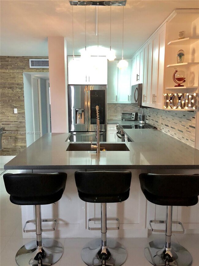 Foto del edificio - 1100 Alton Rd