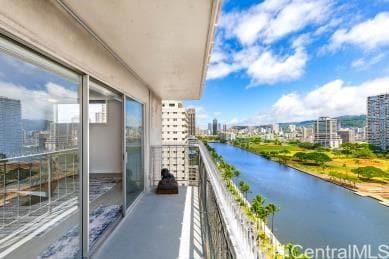 Foto del edificio - 2115 Ala Wai Blvd