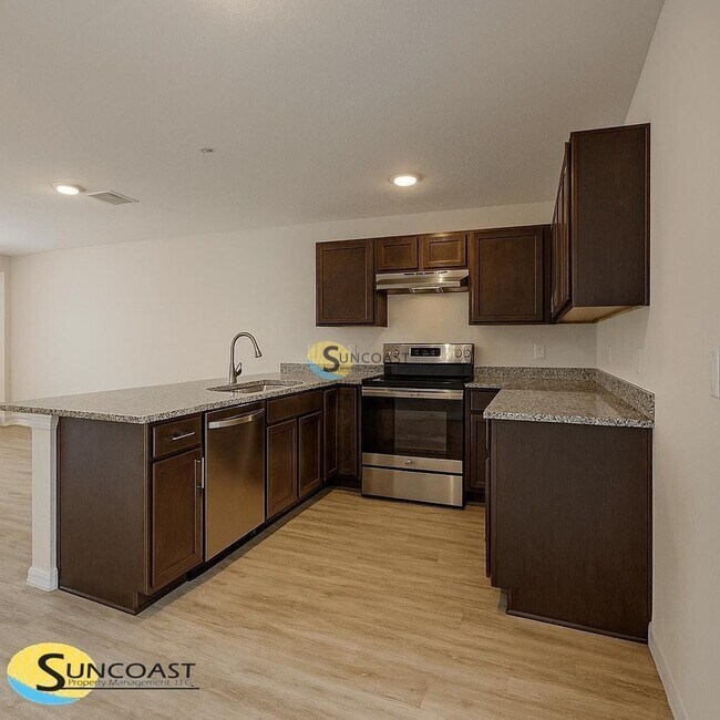 Foto del edificio - 8250 Juniper Rd