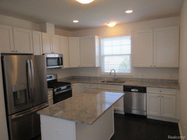 Building Photo - 3143 Chambers W