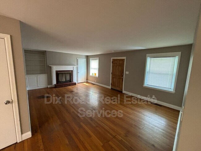 Foto del edificio - 1750 N Staunton Dr