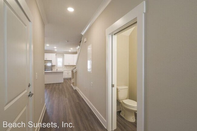 Building Photo - 3 br, 2.5 bath House - 126 North Sand Palm...