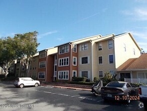 Building Photo - 225 S Tropical Trail