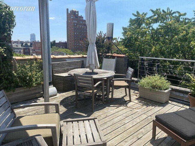 Foto del edificio - 518 E 11th St