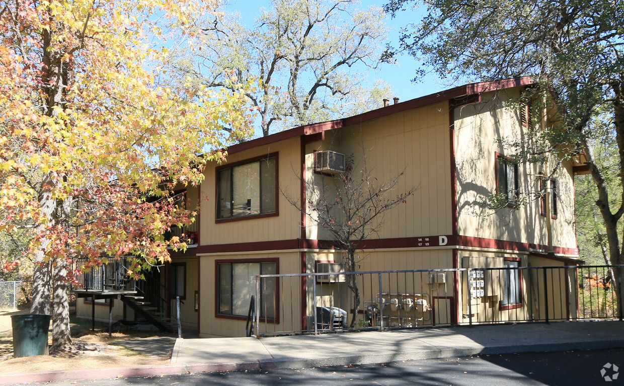 Building Photo - Ridgecrest Apartments