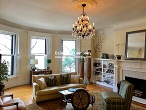 Building Photo - 290 Commonwealth Ave