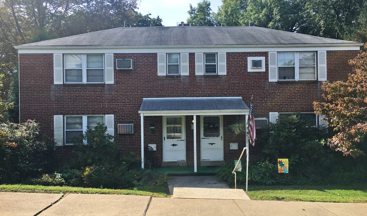 1213 S 19th St, Camp Hill, PA 17011 Apartments in Camp Hill, PA