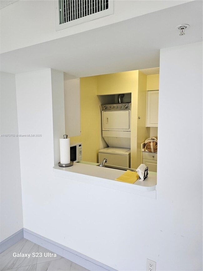 Foto del edificio - 1341 SE 3rd Ave