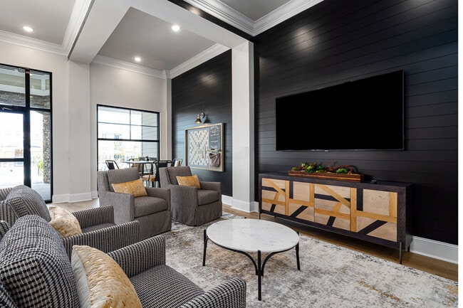River Oaks Landing apartments — community photo - River Oaks Landing