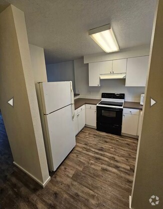 Building Photo - 1312 S Denver Ave