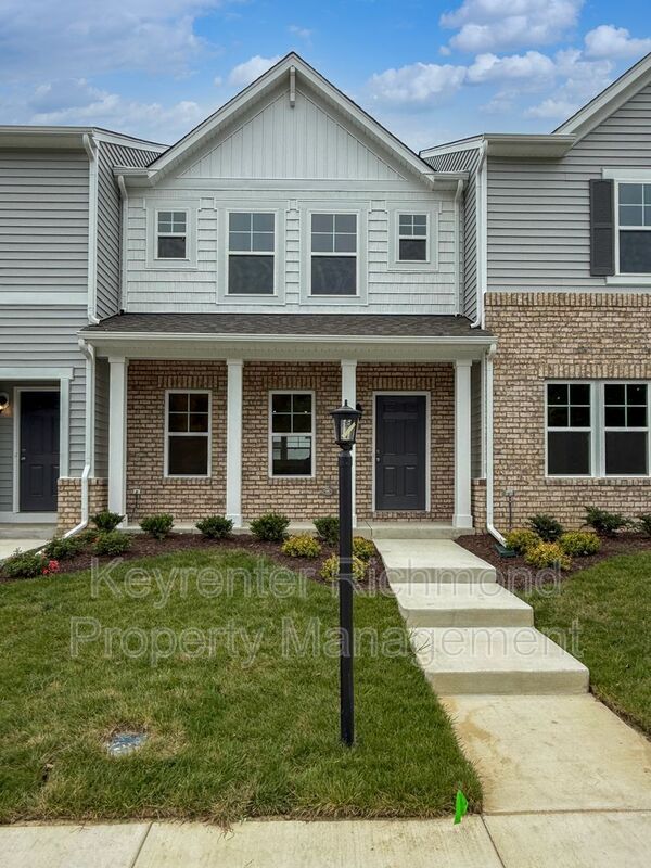 Building Photo - 206 Green Park Rd
