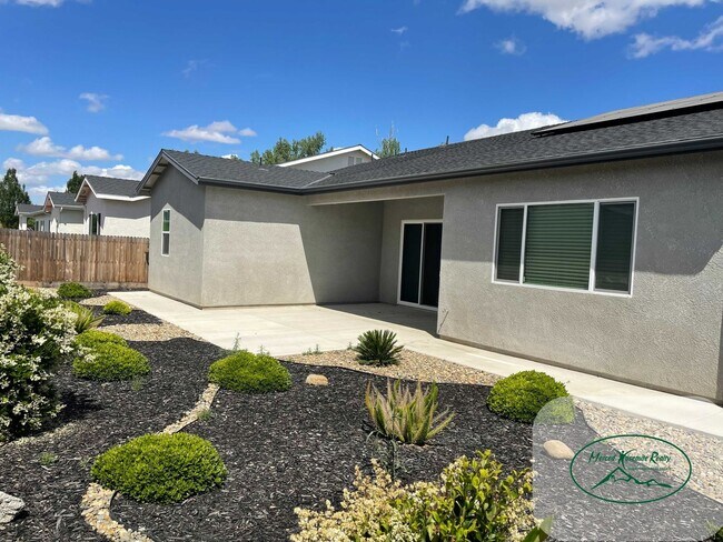 Building Photo - Vacant- Must Apply to schedule viewing