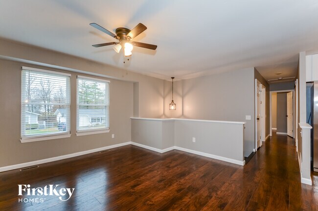 Foto del edificio - 22 Oak Forest Dr