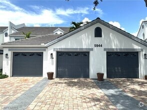 Building Photo - 5944 Sand Wedge Ln