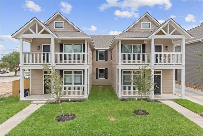 Foto del edificio - 415 Aurora Ct