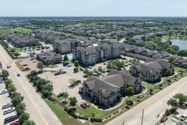 Context - Katy Ranch Apartments