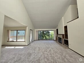 Building Photo - 1709 Edwards Ct
