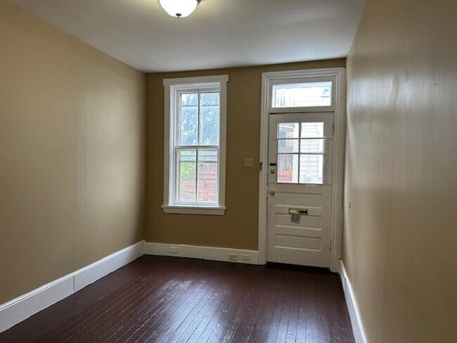 Foto del edificio - 237 Sayford St